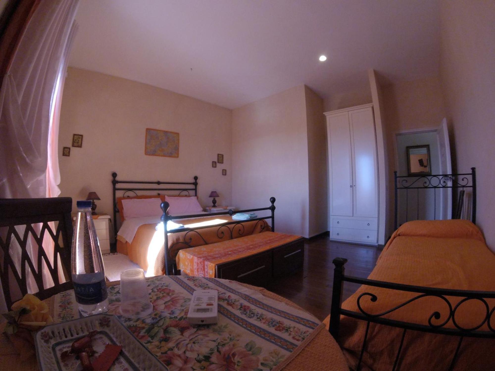 Guest House Villa Di Judighes 체르베떼리 객실 사진