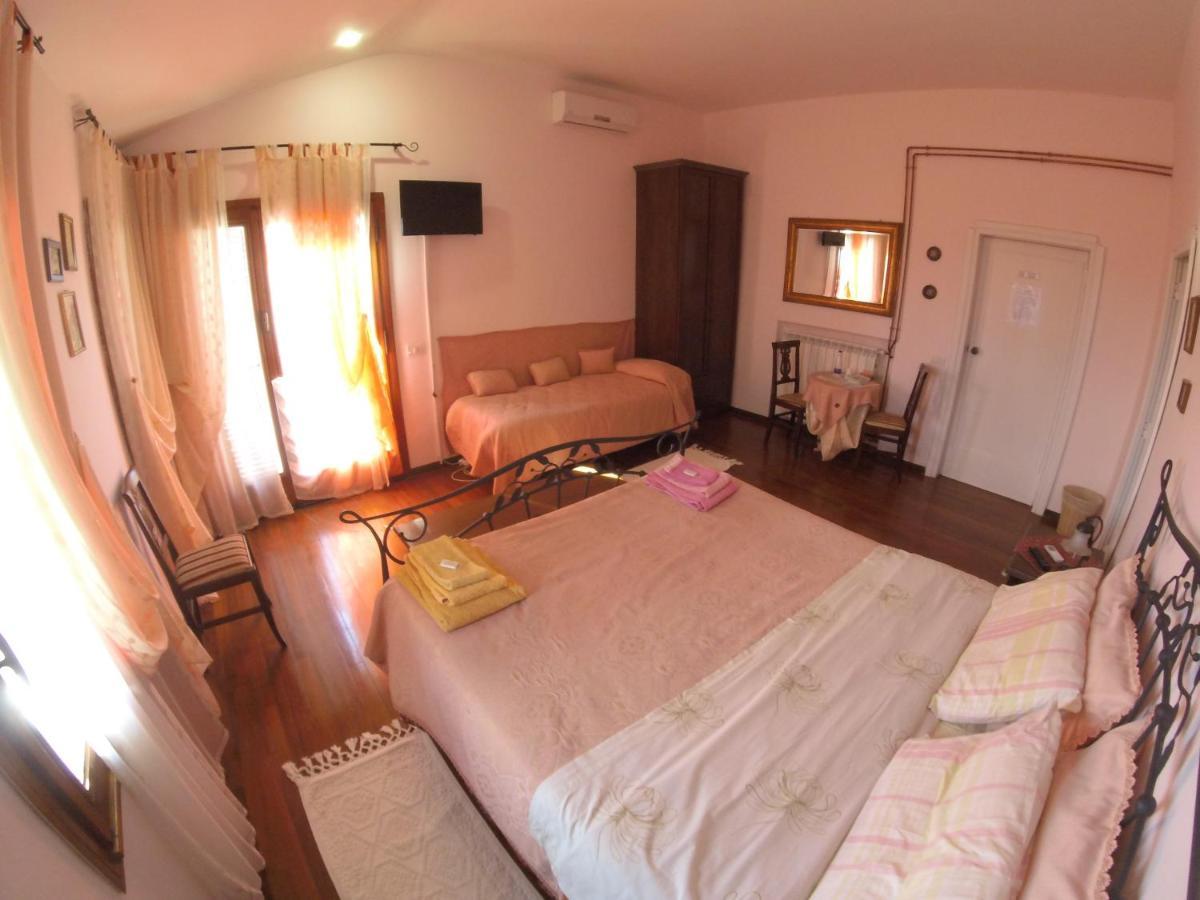 Guest House Villa Di Judighes 체르베떼리 외부 사진